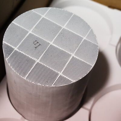 خرید چین VI مطابق و CDPF 143.8*177.8mm Density برای وانت های تجاری سبک تولید آنلاین
