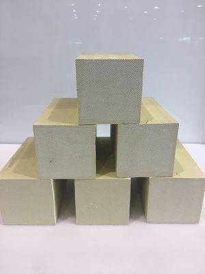 خرید 200 سلول دیزل اتومبیل Dpf کاتالیزور مواد تولید مجدد اگزوز با عملکرد بالا تولید آنلاین