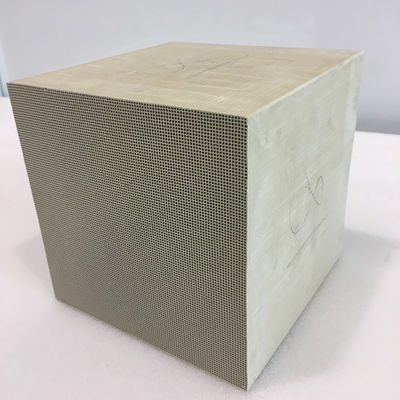 خرید 100cpsi کاتالیزور دمای پایین دما برای تجزیه ازن تولید آنلاین