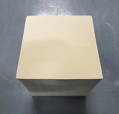 خرید مبدل سرامیکی مبدل کاتالیزوری لانه زنبوری Platinum تولید آنلاین