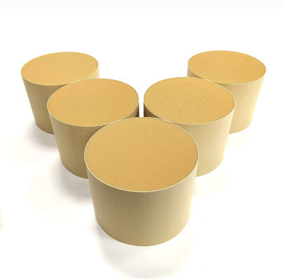 خرید زیرلایه کاتالیستی SCR لانه زنبوری سرامیکی 300 CPSI یورو 3 | تولید کننده مبدل کاتالیستی تولید آنلاین