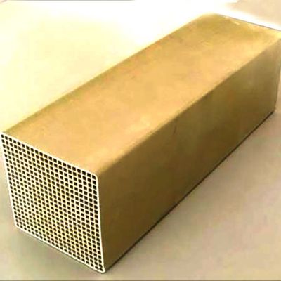 خرید اکسترودر Honeycomb Catalyst پشتیبانی از تراکم سلول آلومینا 300 400 600 تولید آنلاین