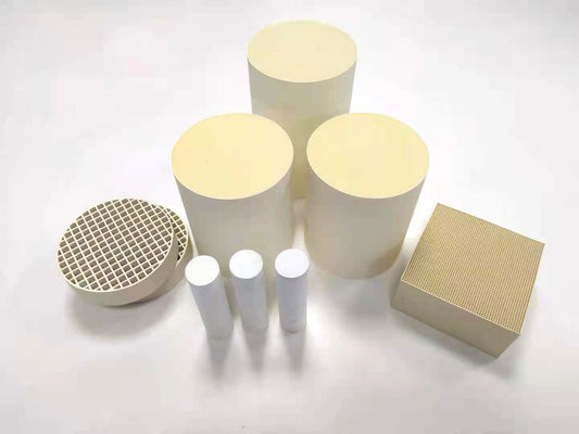 کاتالیزور لانه زنبوری Scr کاتالیزور Cordierite Ceramic Honeycomb Substrate